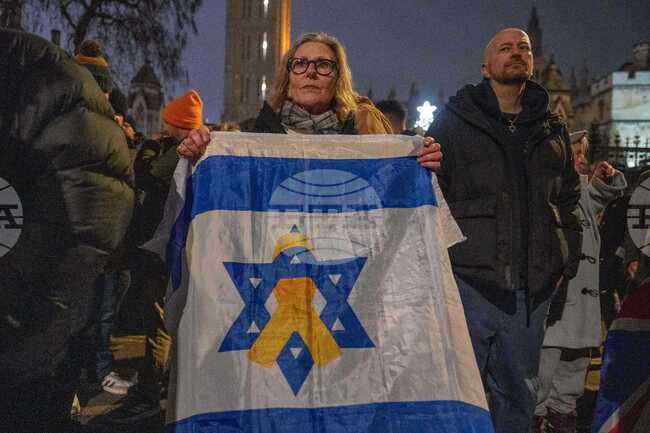 Двама мъже бяха осъдени за планиране на терористична атака срещу еврейската общност във Великобритания 