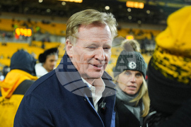 Dolphins Steelers Football