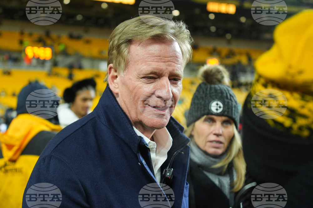 Dolphins Steelers Football