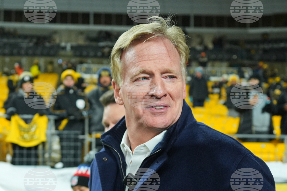 Dolphins Steelers Football