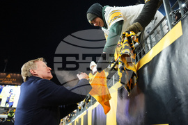 Dolphins Steelers Football