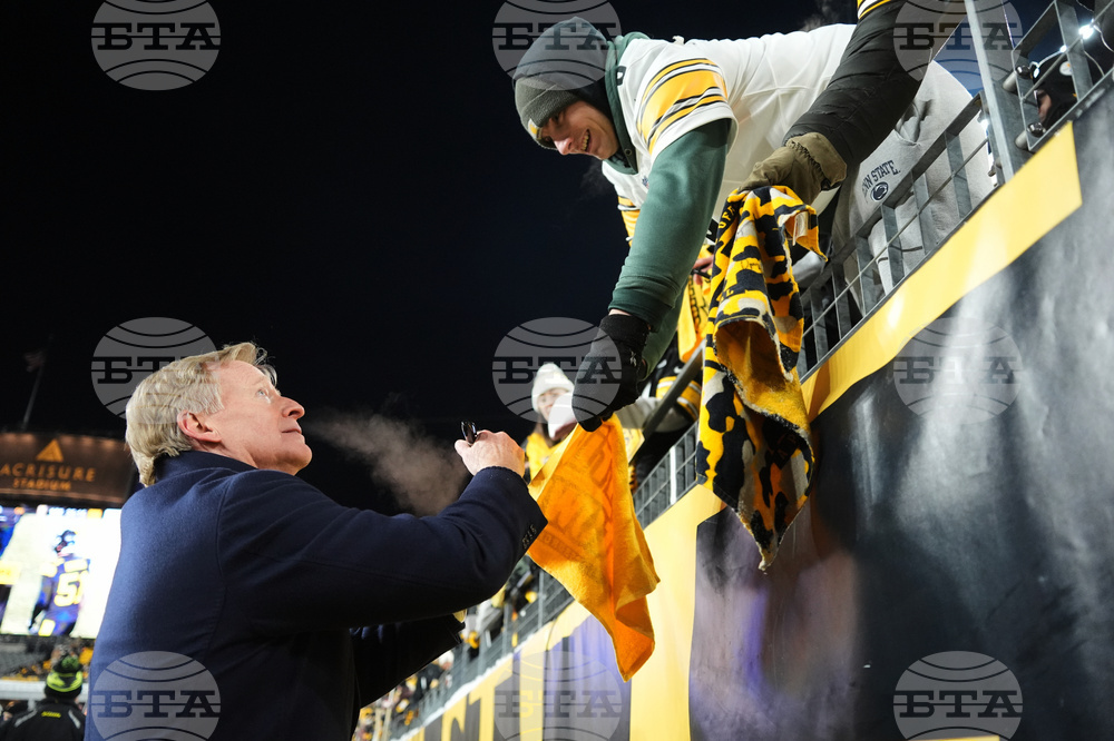 Dolphins Steelers Football