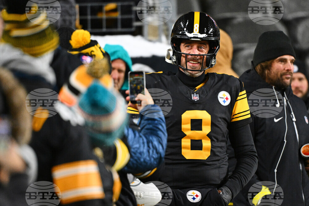 Dolphins Steelers Football