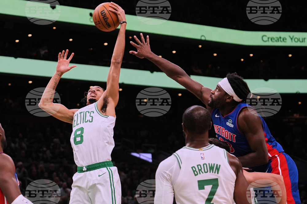 Pistons Celtics Basketball