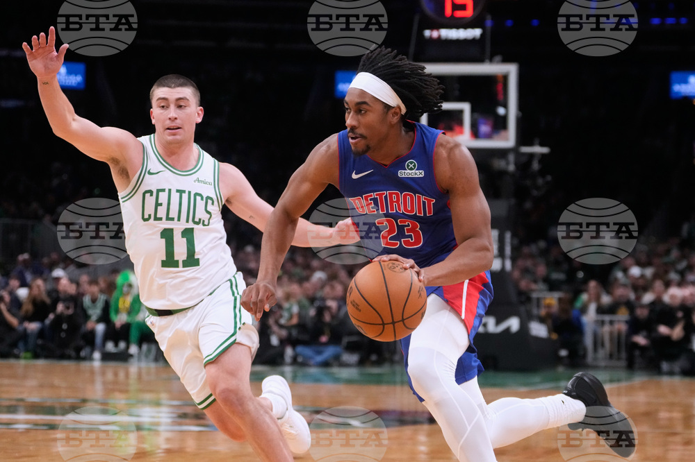 Pistons Celtics Basketball
