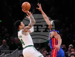 Pistons Celtics Basketball
