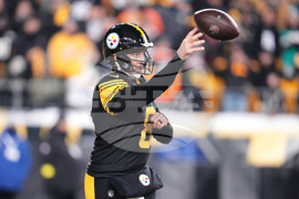 Dolphins Steelers Football