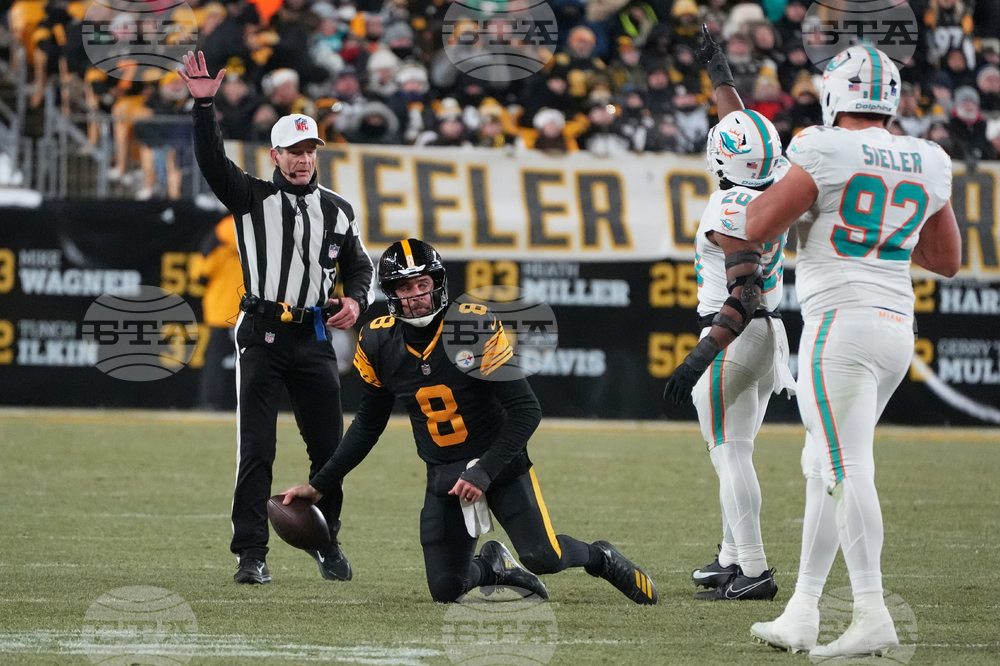 Dolphins Steelers Football