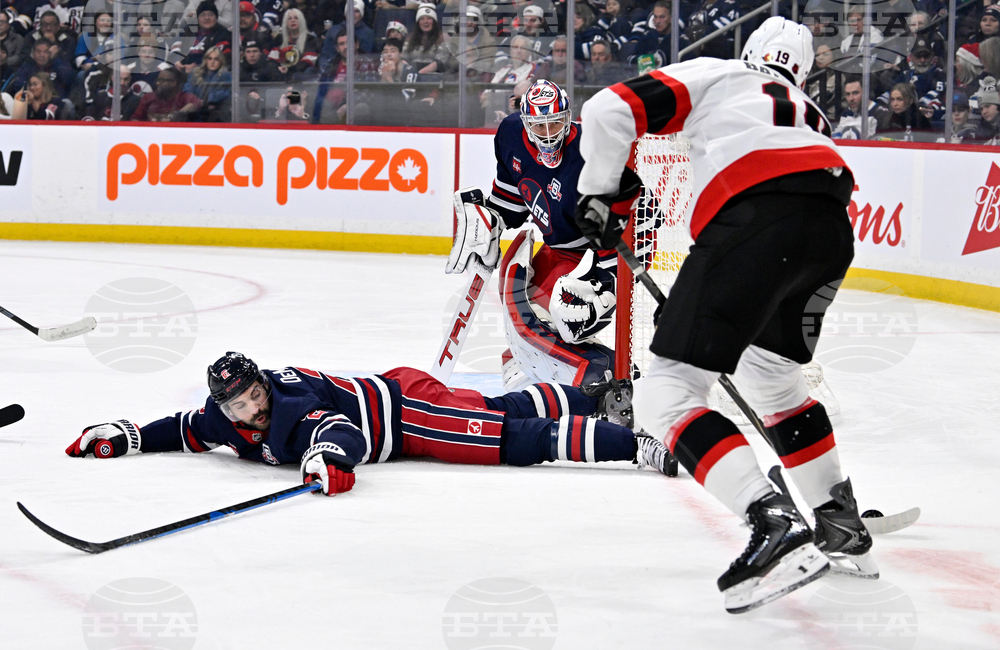 Senators Jets Hockey