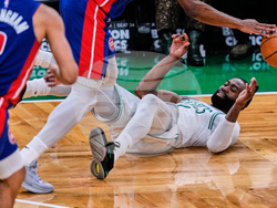 Pistons Celtics Basketball