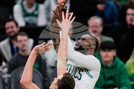 Pistons Celtics Basketball