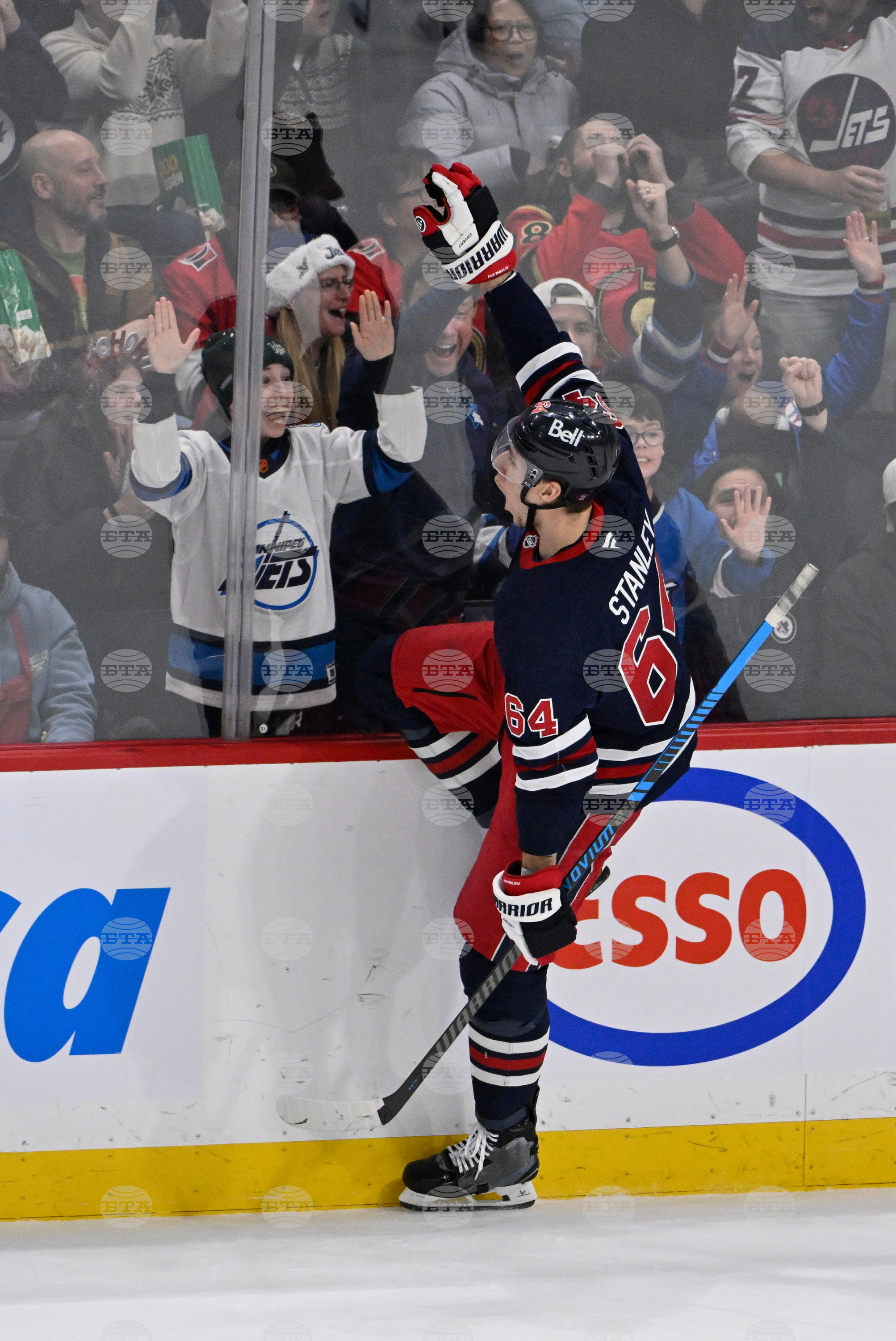 Senators Jets Hockey