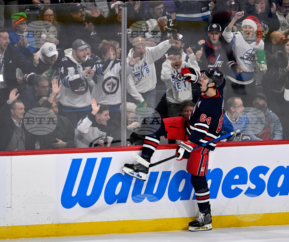 Senators Jets Hockey