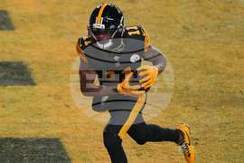 Dolphins Steelers Football