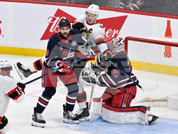 Senators Jets Hockey