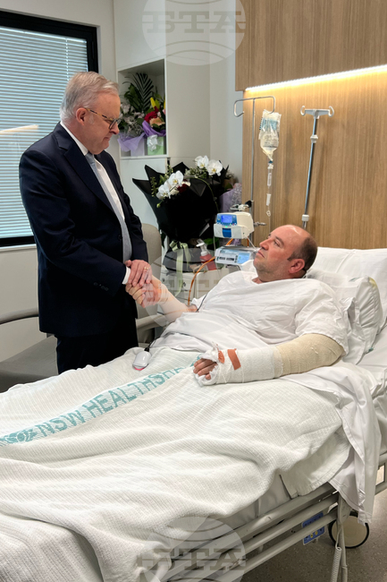 Австралийският премиер нарече национален герой мъжа, обезвредил един от нападателите на плажа Бондай