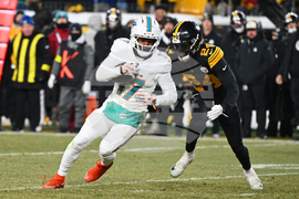 Dolphins Steelers Football