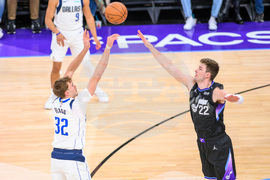 Mavericks Jazz Basketball