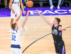 Mavericks Jazz Basketball