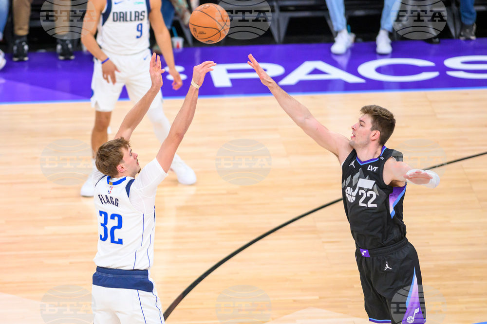 Mavericks Jazz Basketball