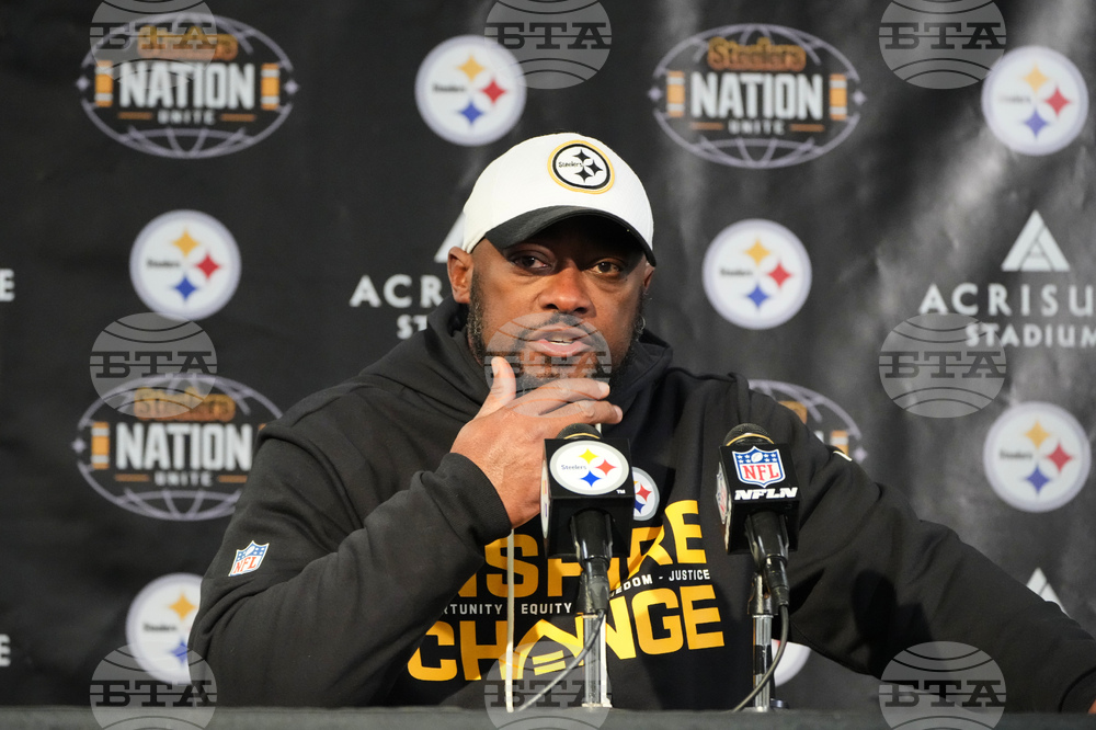 Dolphins Steelers Football