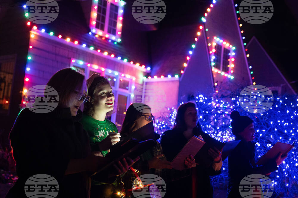 Oregon Daily Life Holiday Lights