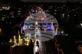 Oregon Daily Life Holiday Lights