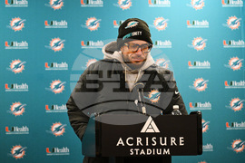 Dolphins Steelers Football