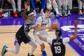 Mavericks Jazz Basketball