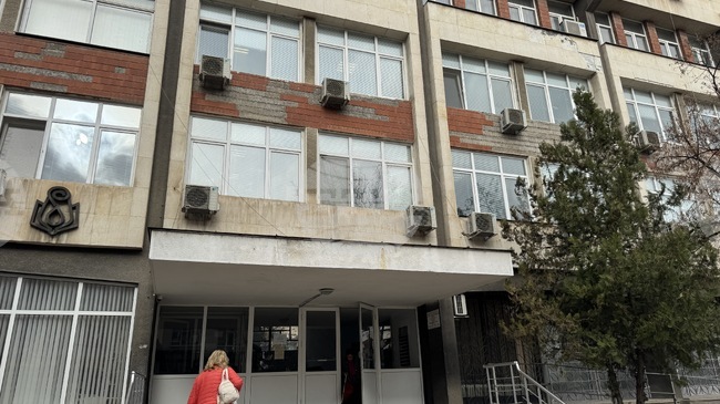 Медицински и педагогически специалисти са най-търсените квалифицирани кадри в Казанлък