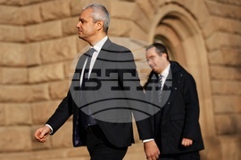 Президентство - „Възраждане“ - консултации