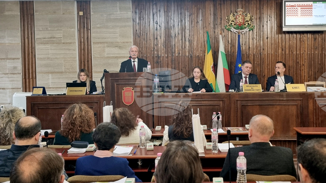 Промени в транспортната схема и бизнес задачите на общински дружества утвърдиха на свое заседание общинските съветници в Добрич