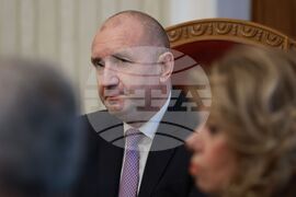 Президентство - „Възраждане“ - консултации