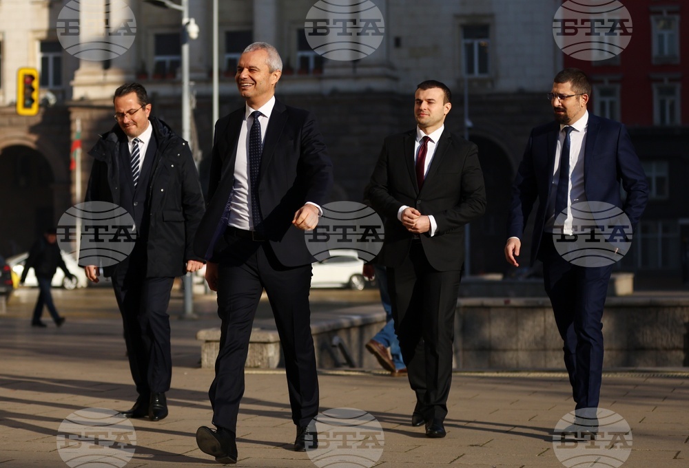 Президентство - „Възраждане“ - консултации