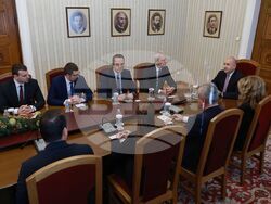 Президентство - „Възраждане“ - консултации