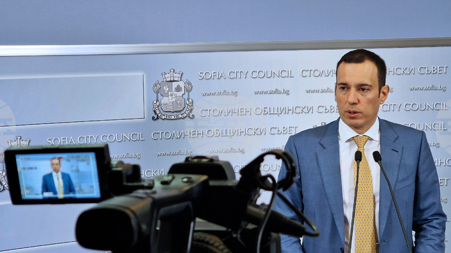 Направихме анализ на още шест града, предложената нова структура на Столичната община отговаря на утвърдени практики в страната, заяви Васил Терзиев