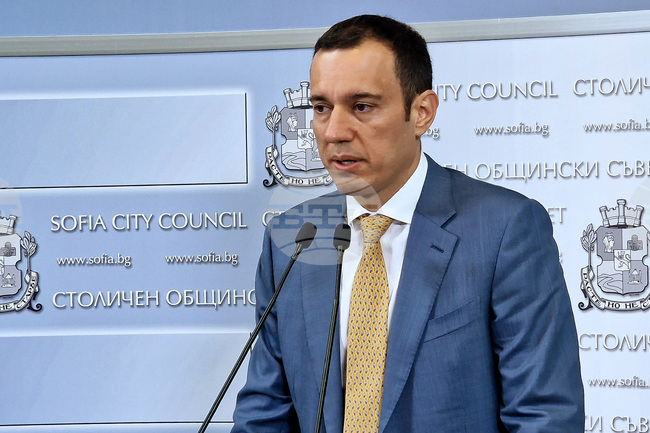 Има избран изпълнител за сметосъбирането в шест столични района, обяви кметът Васил Терзиев