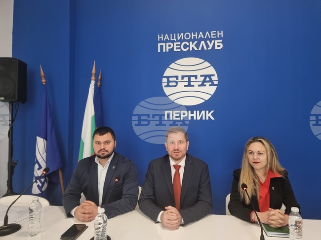 „Възраждане“ е най-подготвената партия за предстоящите избори, заяви народният представител Димо Дренчев