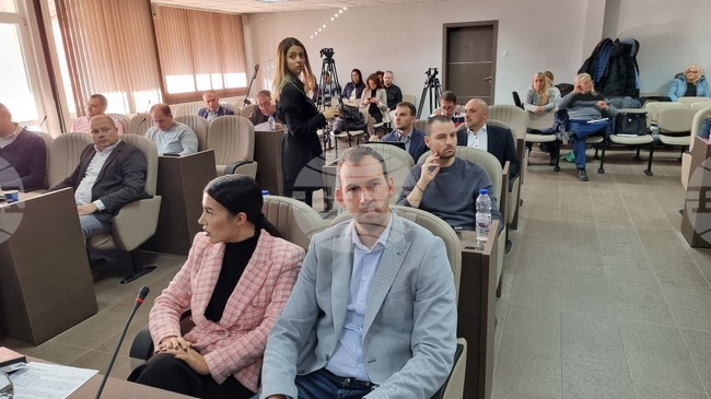 Община Враца да отпусне авансово финансиране за пет проекта по европейски и международни програми, решиха общинските съветници 