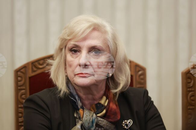 Искра Михайлова-Копарова е водач на листата на партия "„Движение за права и свободи“ в 13-и МИР - Пазарджик