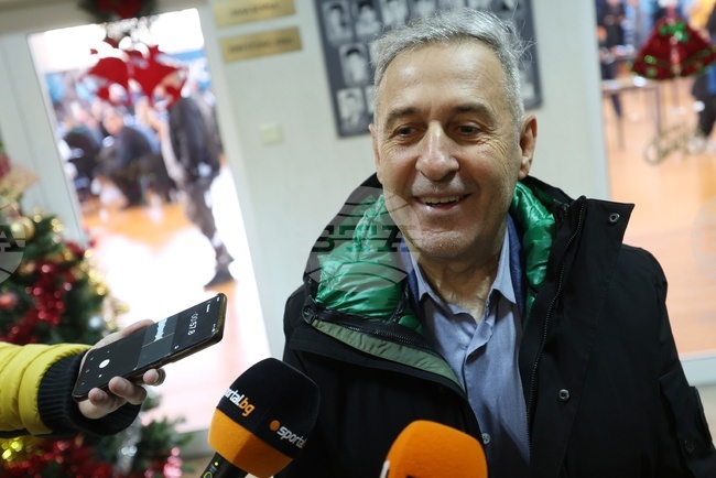 България ще участва с химна и националните символи на Олимпийските игри, сигурен е Белчо Горанов