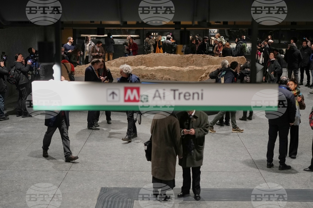 Italy Colosseum Metro Stations