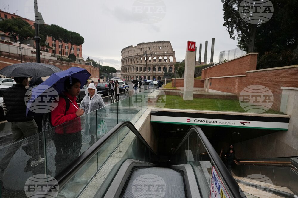 Italy Colosseum Metro Stations