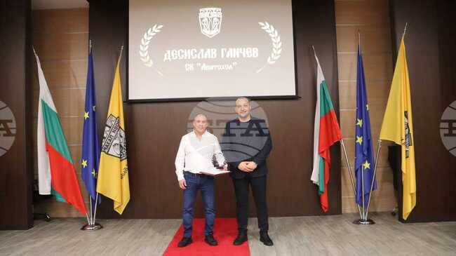 Десислав Ганчев е треньор номер 1 за 2025-а в Нови пазар, спортист на годината е Калоян Ламбев