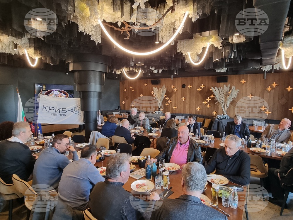 КРИБ-Перник и вестник „СъПерник“ отличиха личностите и събитията на изминаващата година