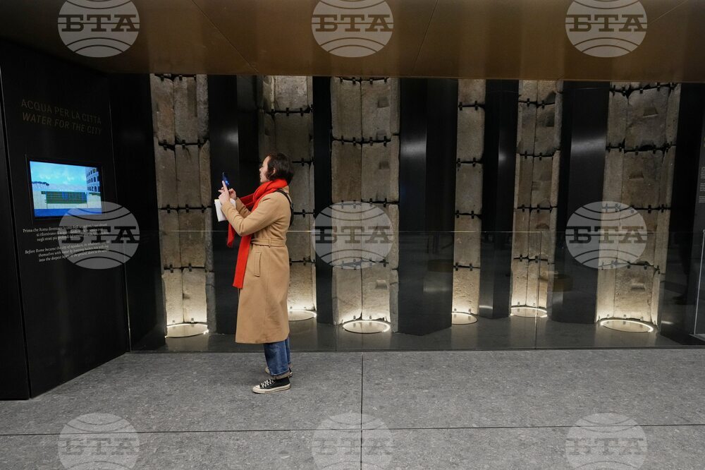 Italy Colosseum Metro Stations