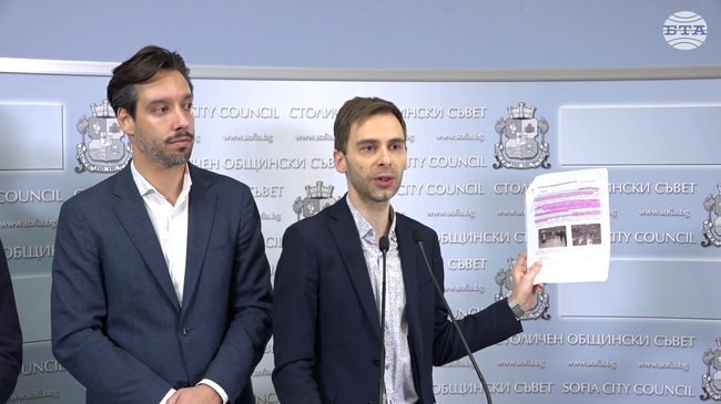 От групата на „Спаси София“ призоваха докладът за внедряване на дигитални рекламни елементи в столичното метро да бъде изтеглен