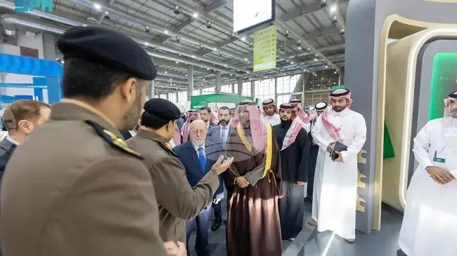 СПА: Саудитският министър на промишлеността и сирийският му колега се срещнаха на форума „Произведено в Саудитска Арабия 2025“