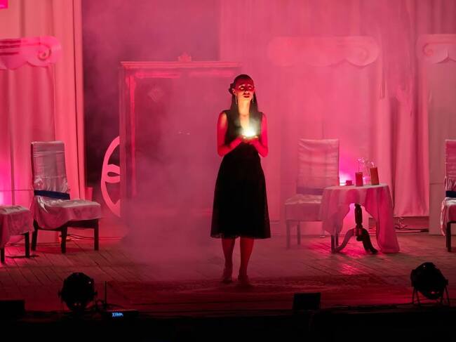 Народното театрално студио „Онгъл“ ще представи спектакъла „Нощта преди Коледа“ в Болград и българското село Зализничне в Украйна