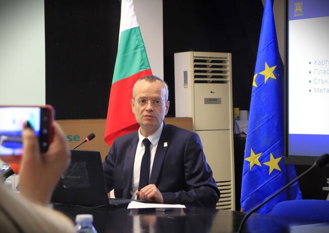 Община Благоевград: Кметът Методи Байкушев оттегли предложението за въвеждане на новия модел за изчисляване на ТБО, въвеждат се отстъпки за разделно събиране